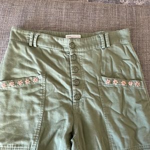 Green urban carpenter pants